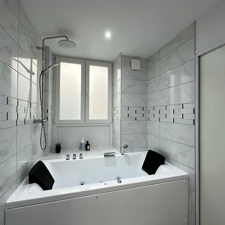 Cocon Prive Avec Jacuzzi & Sauna *