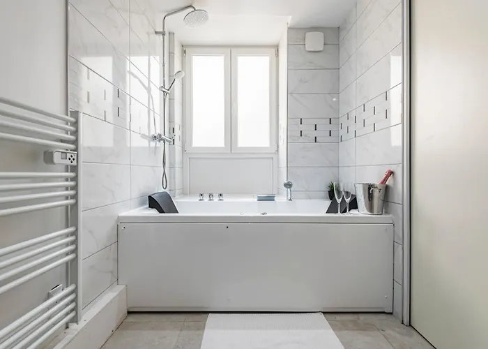 Cocon Prive Avec Jacuzzi & Sauna *